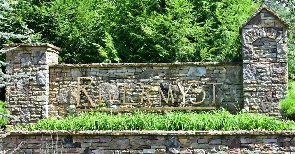 450 Hidden Forest Trail Spring City TN 37381