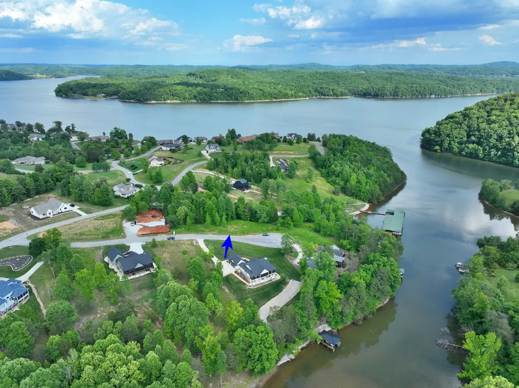 56 Blue Heron Bluff Harriman TN 37748