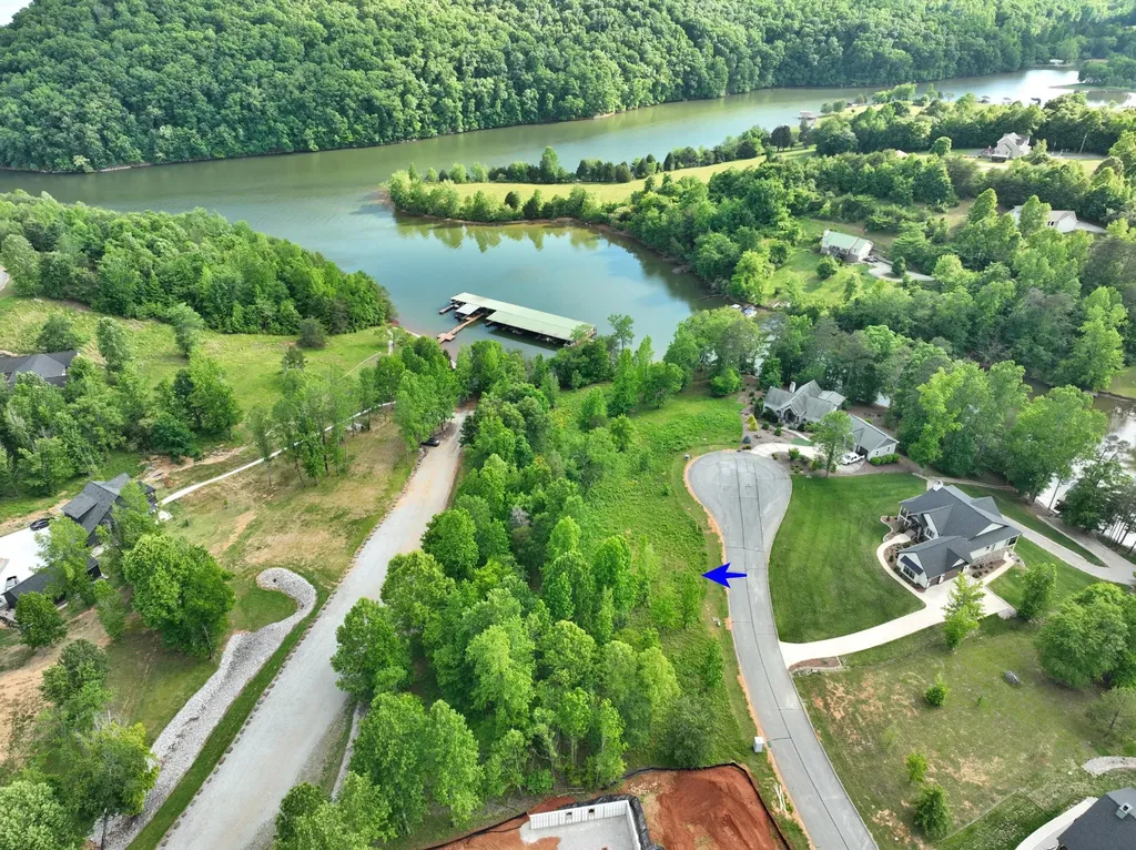 56 Blue Heron Bluff Harriman TN 37748