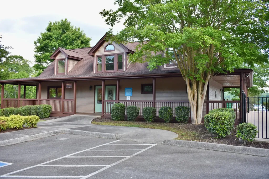 56 Blue Heron Bluff Harriman TN 37748