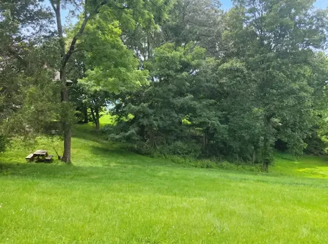 521 Autumnstone Lane Bowling Green KY 42103