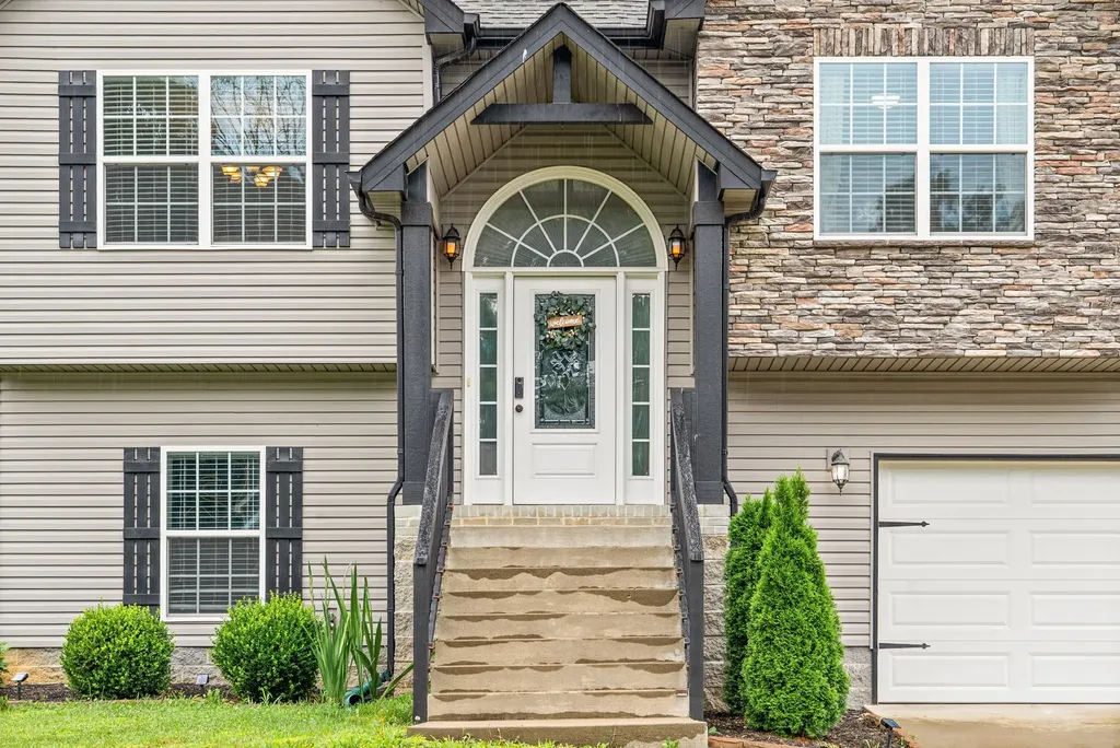 130 Sycamore Hill Drive Clarksville TN 37042
