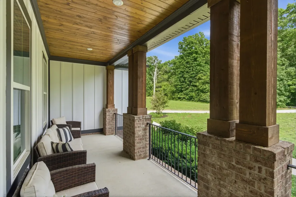 7958 Daugherty Capley Road Primm Springs TN 38476
