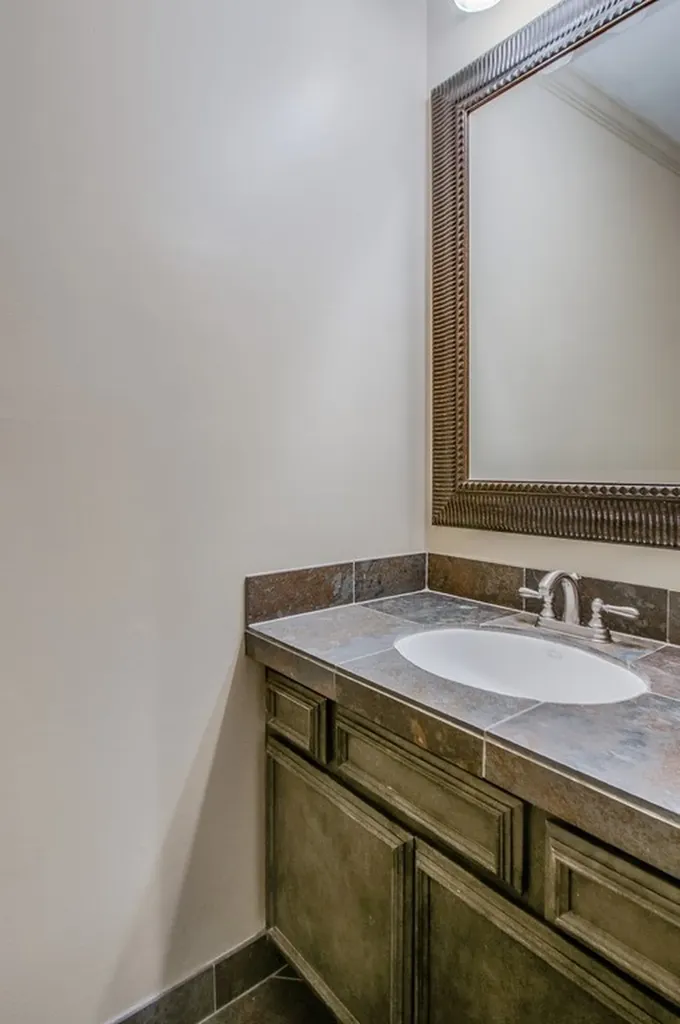 2110 Portland Avenue Nashville TN 37212