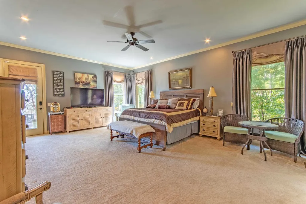70 Light Point Savannah TN 38372