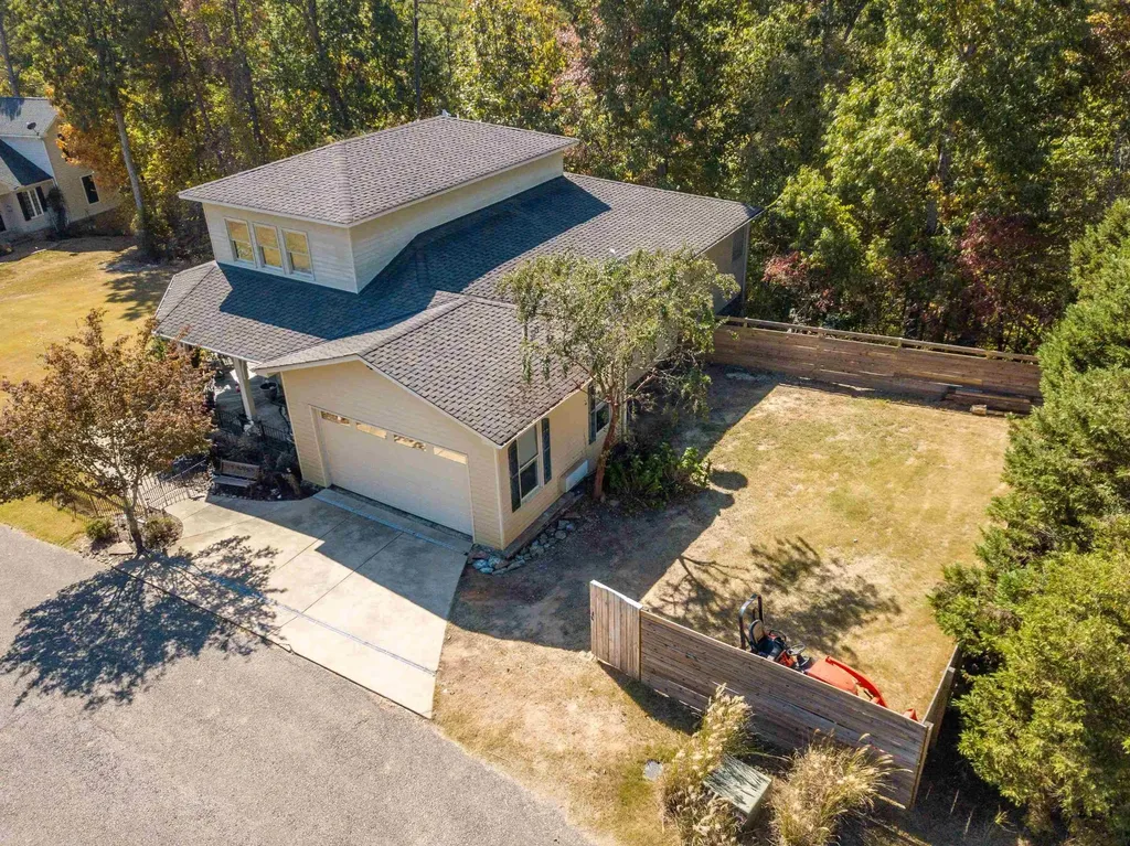 70 Light Point Savannah TN 38372