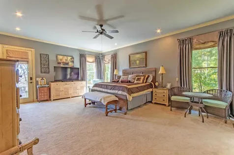70 Light Point Savannah TN 38372