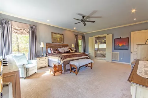 70 Light Point Savannah TN 38372