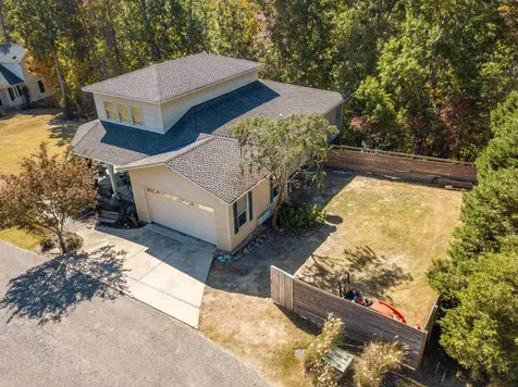 70 Light Point Savannah TN 38372