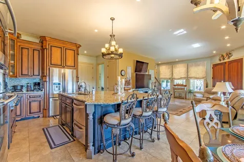 70 Light Point Savannah TN 38372