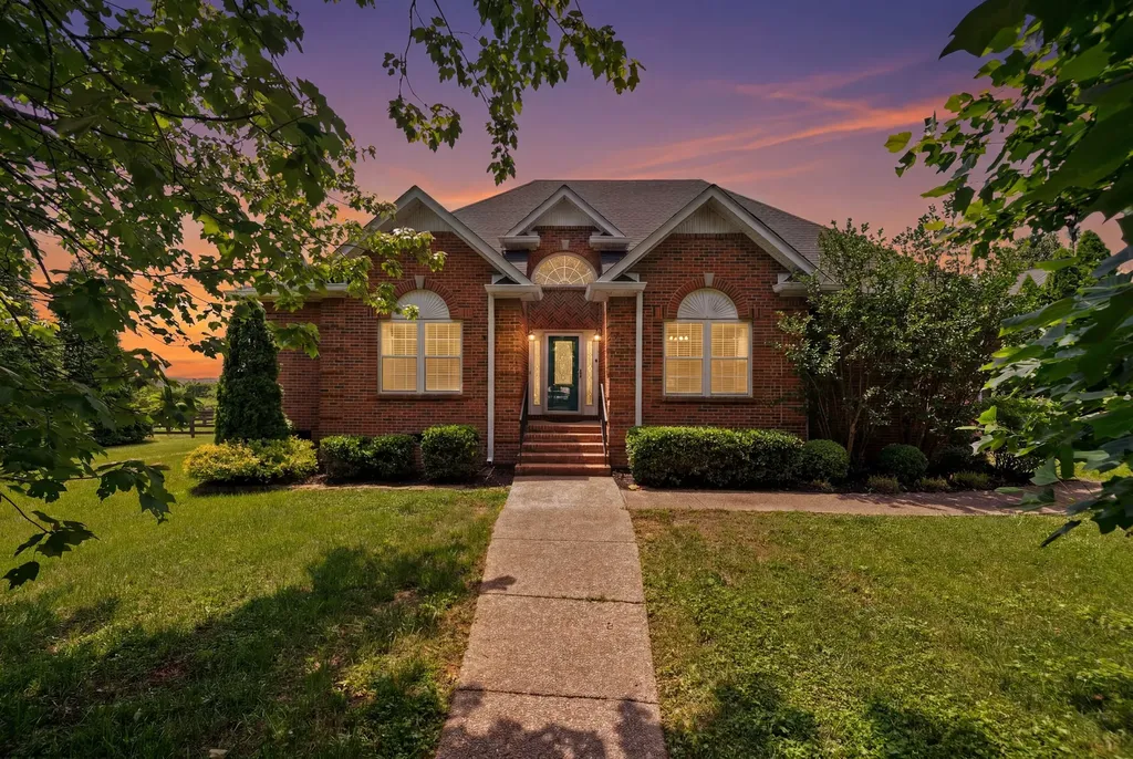 2801 Stacey Street Thompsons Station TN 37179