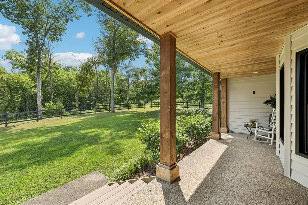 2478 Lewisburg Pike Spring Hill TN 37174