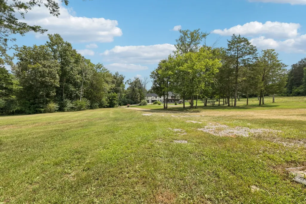 2478 Lewisburg Pike Spring Hill TN 37174