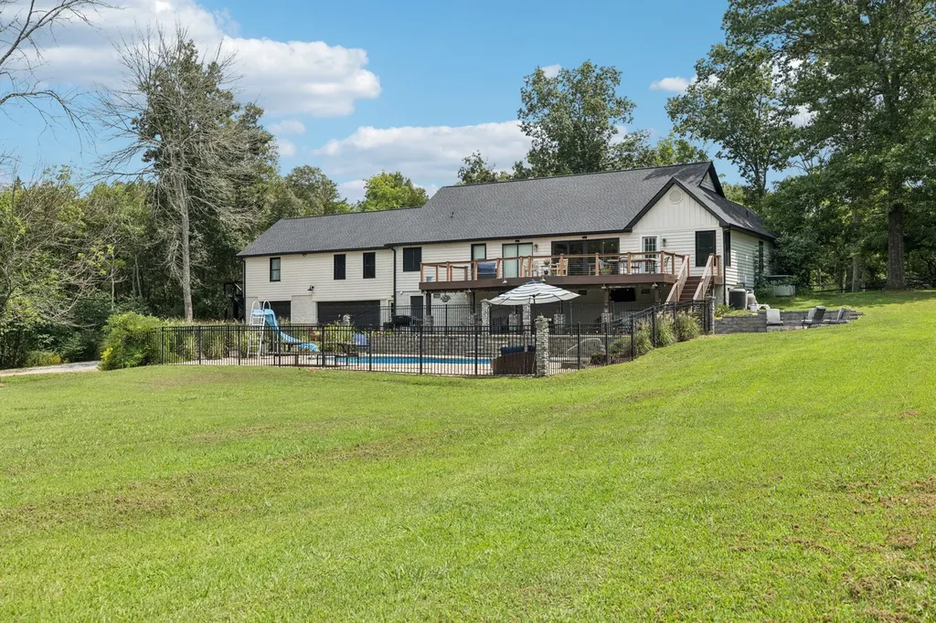 2478 Lewisburg Pike Spring Hill TN 37174