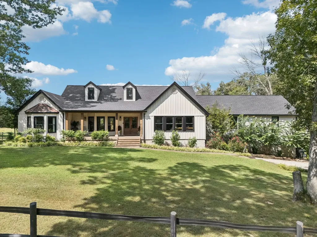 2478 Lewisburg Pike Spring Hill TN 37174