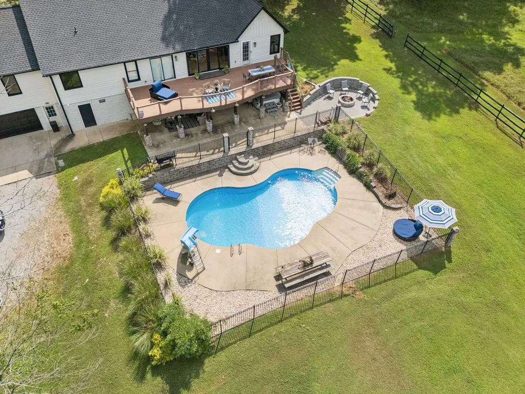 2478 Lewisburg Pike Spring Hill TN 37174