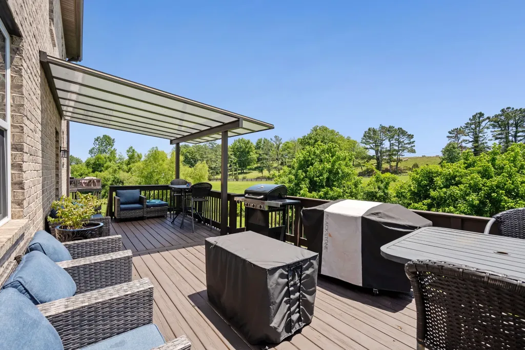 224 Hickory Pointe Drive Lebanon TN 37087