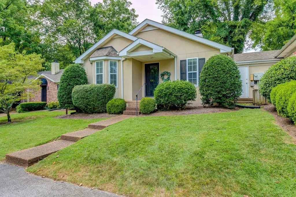 1001 Clifton Lane Nashville TN 37204