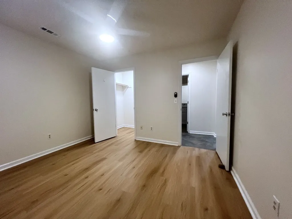 1001 Clifton Lane Nashville TN 37204