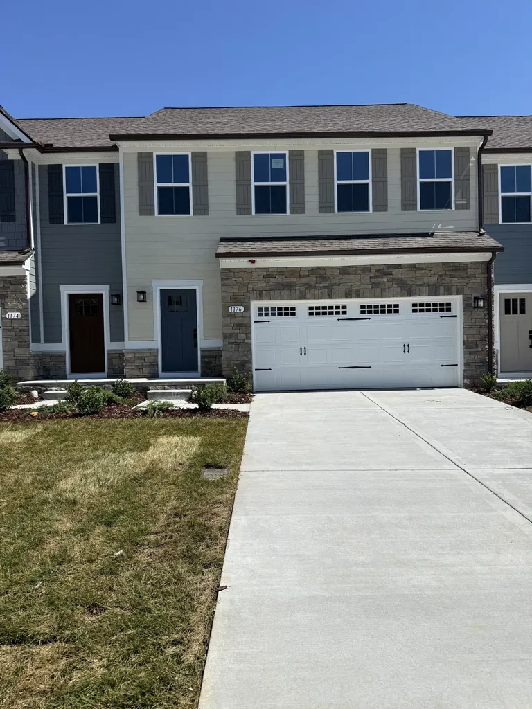 1176 Savannah Avenue Gallatin TN 37066