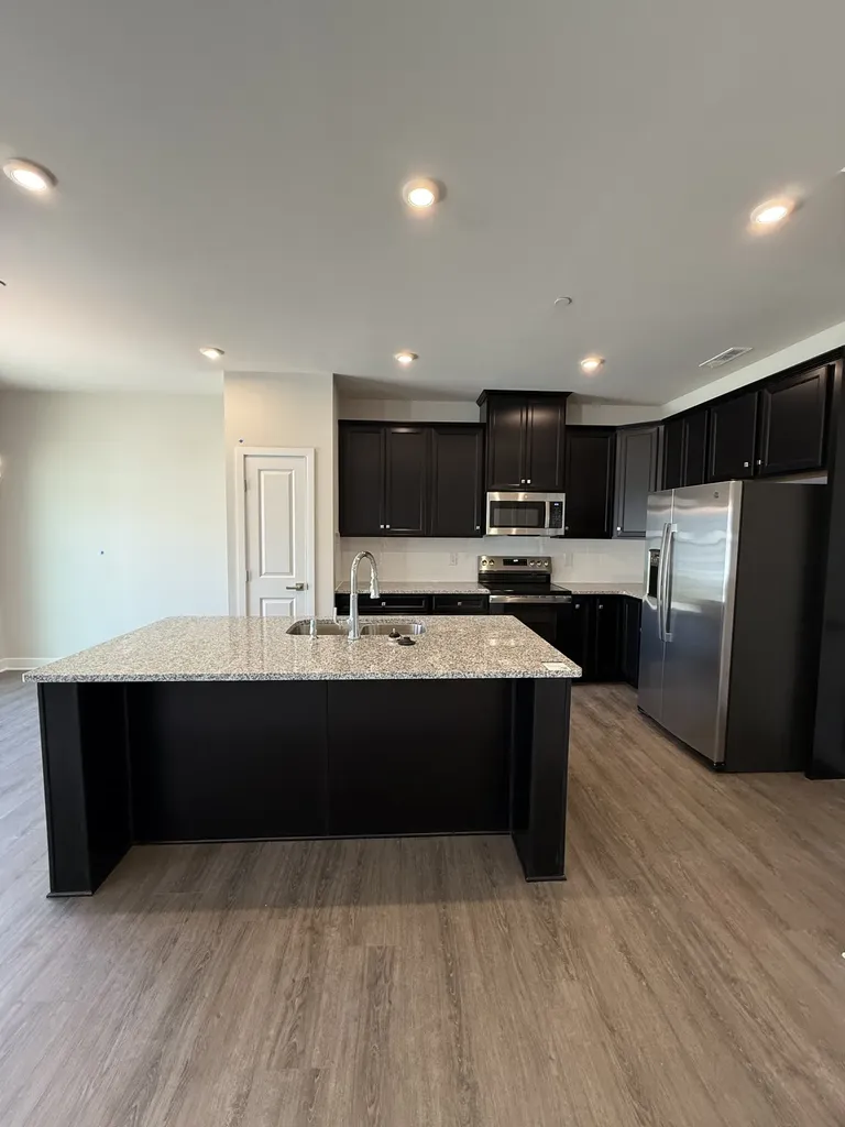 1176 Savannah Avenue Gallatin TN 37066