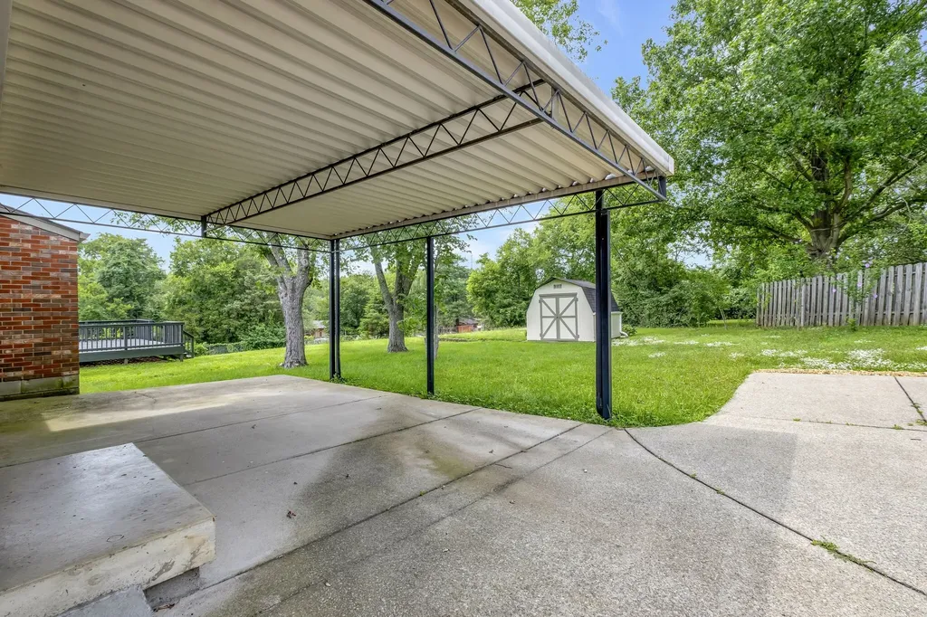 211 Friendship Drive Goodlettsville TN 37072