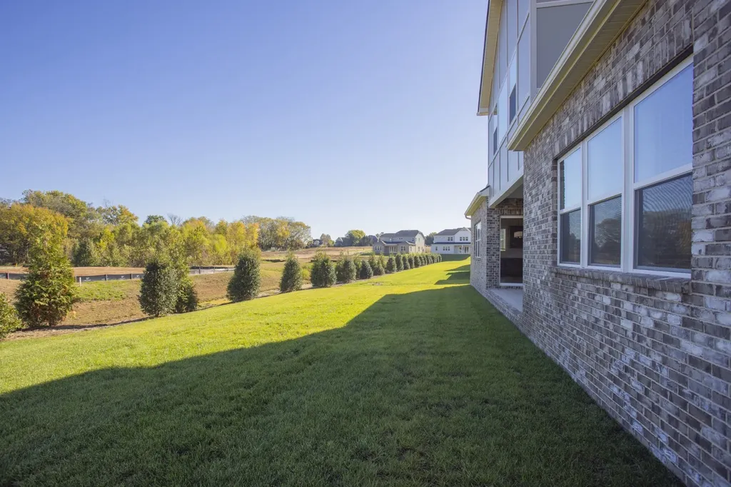 5965 Hunt Valley Drive Spring Hill TN 37174