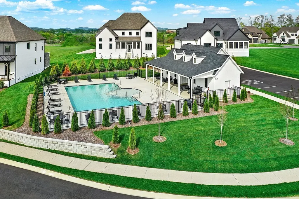 5965 Hunt Valley Drive Spring Hill TN 37174