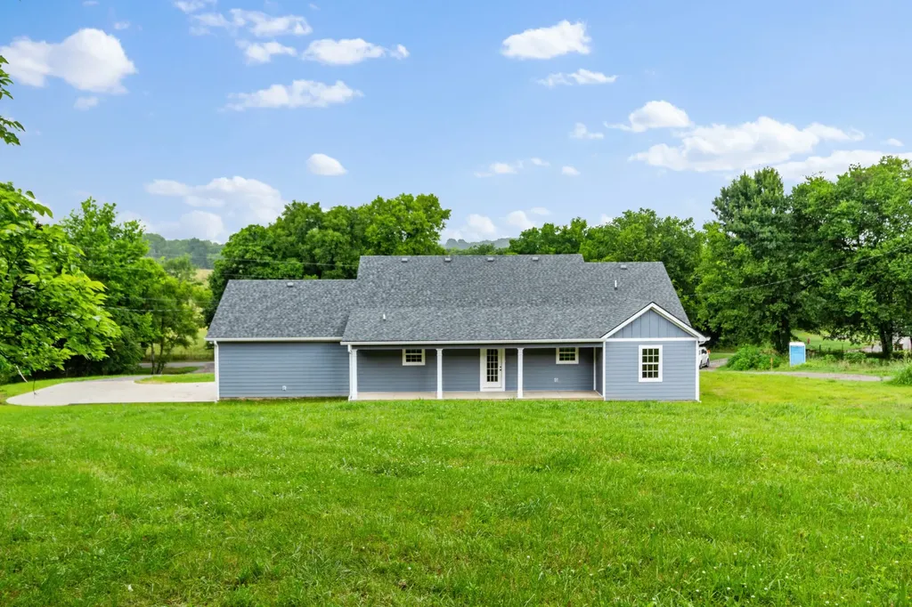 2979 Demastus Road Culleoka TN 38451