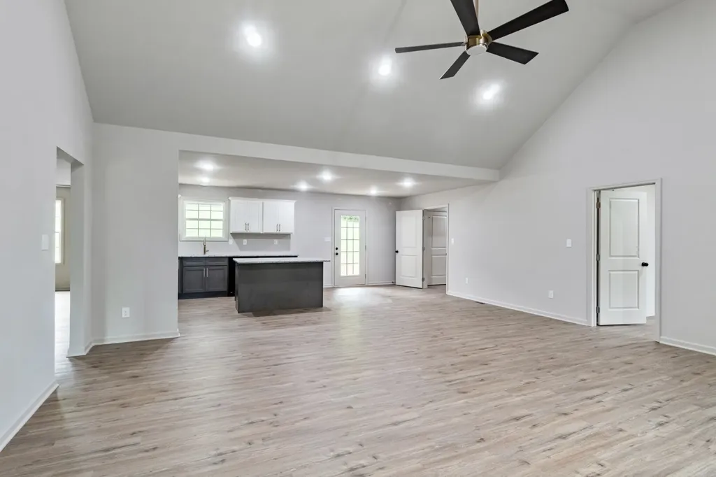 2979 Demastus Road Culleoka TN 38451
