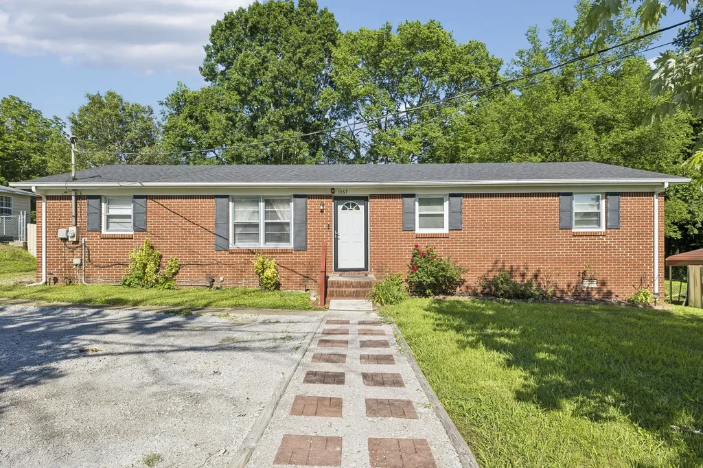 1067 Murrey Street Lewisburg TN 37091