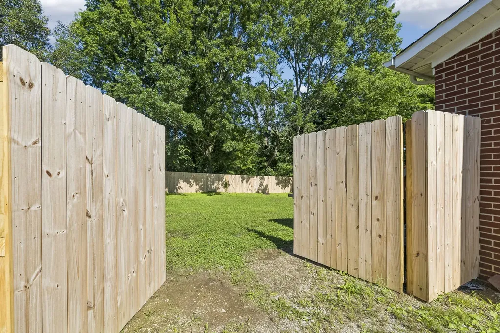 1067 Murrey Street Lewisburg TN 37091