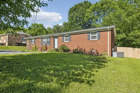 1067 Murrey Street Lewisburg TN 37091