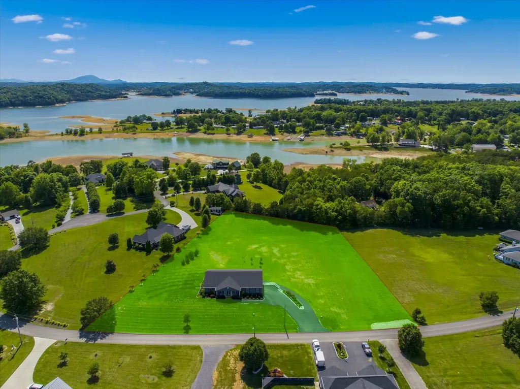 1971 Harbor Hills Drive Dandridge TN 37725