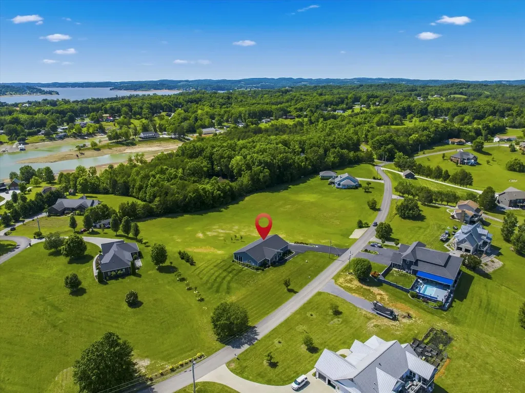 1971 Harbor Hills Drive Dandridge TN 37725