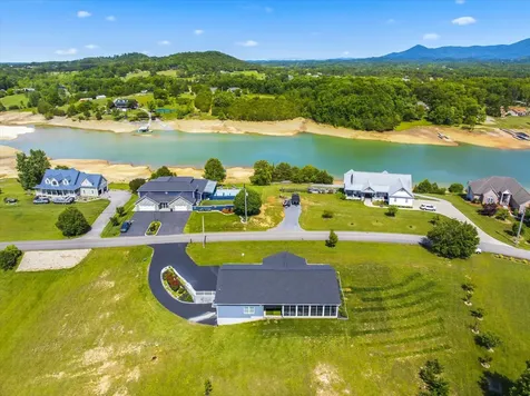 1971 Harbor Hills Drive Dandridge TN 37725