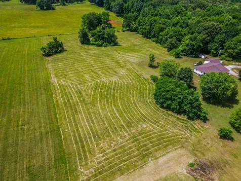 4919 Pulliam Hardaway Road Springfield TN 37172