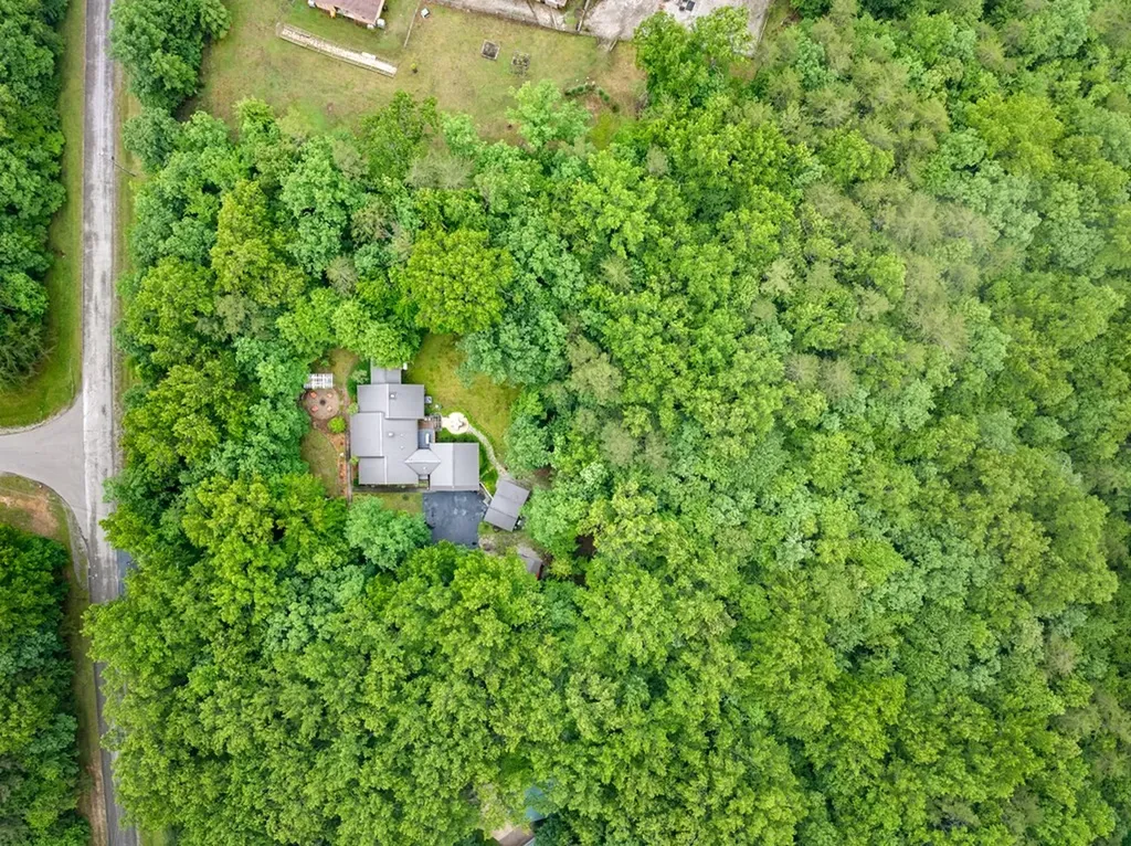 1320 Laurel Way Monterey TN 38574