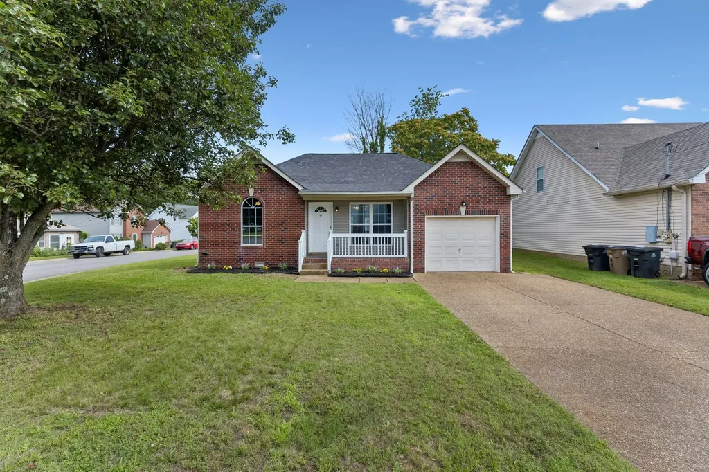 612 Ransom Village Way Antioch TN 37013