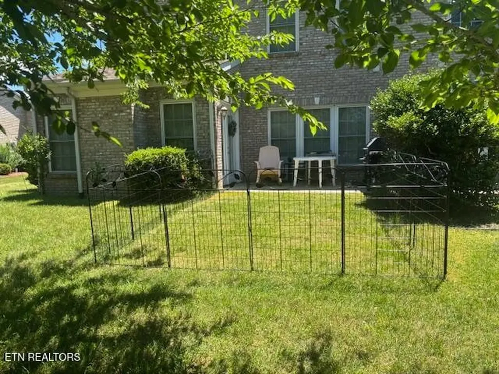 29 Broadleaf Place Crossville TN 38555