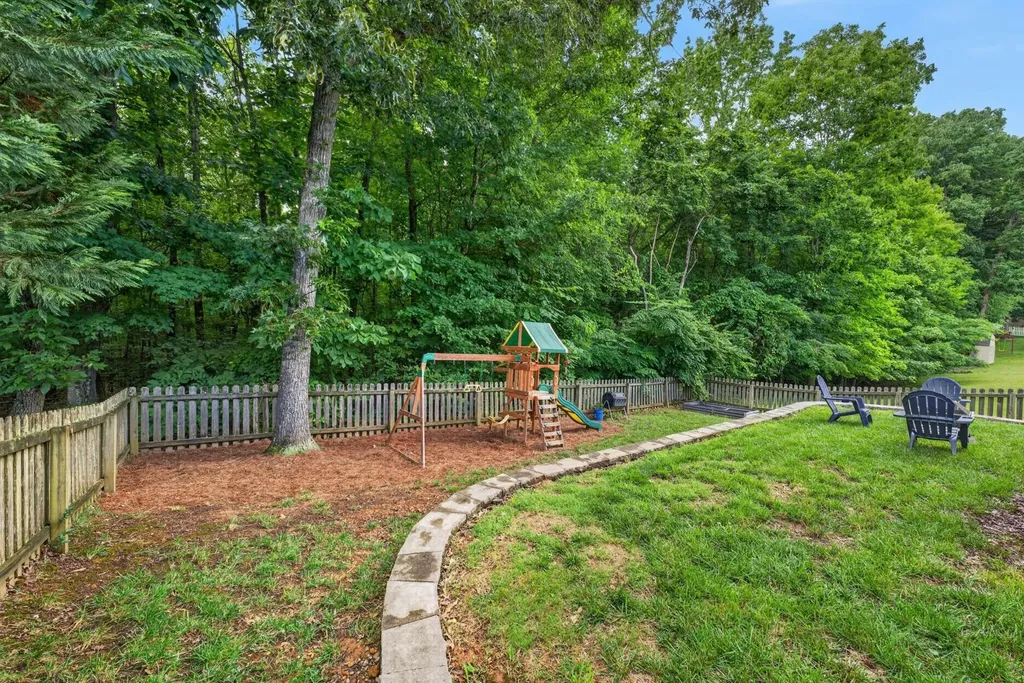 544 Parkvue Village Way Clarksville TN 37043