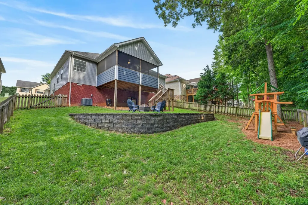 544 Parkvue Village Way Clarksville TN 37043