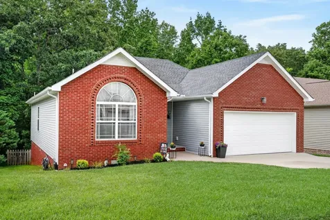 544 Parkvue Village Way Clarksville TN 37043