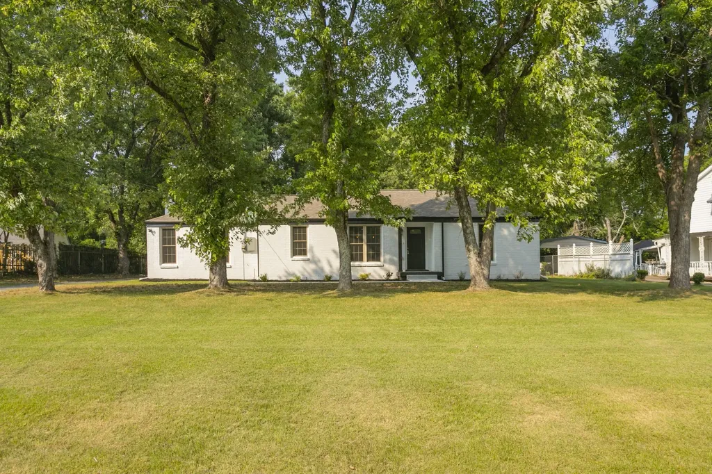 1229 Berwick Trail Madison TN 37115