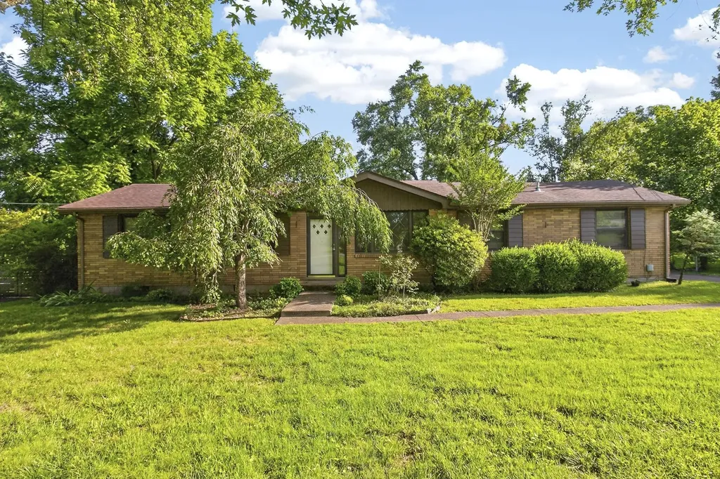 106 Vulco Drive Hendersonville TN 37075
