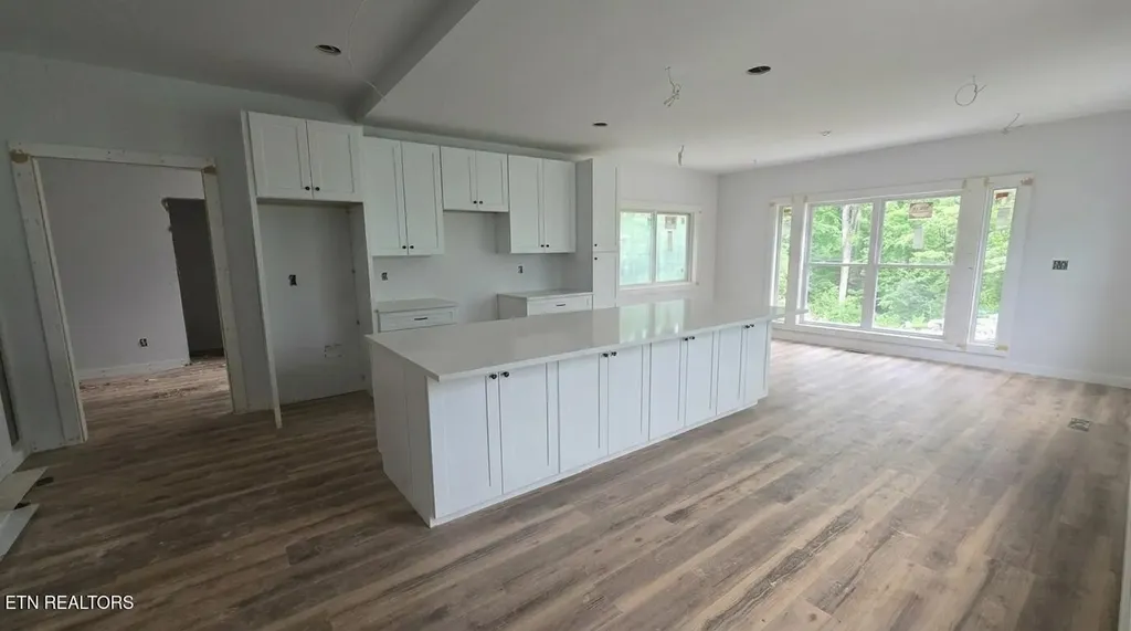 985 Soft Ridge Road Celina TN 38551