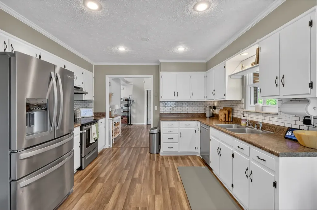 123 Cloverfield Court Hendersonville TN 37075