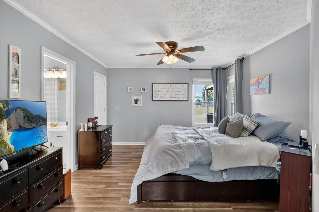 123 Cloverfield Court Hendersonville TN 37075