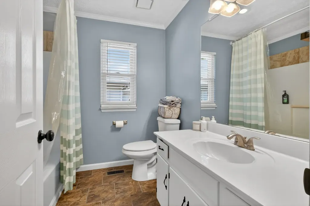 123 Cloverfield Court Hendersonville TN 37075