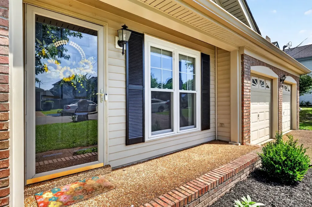 123 Cloverfield Court Hendersonville TN 37075